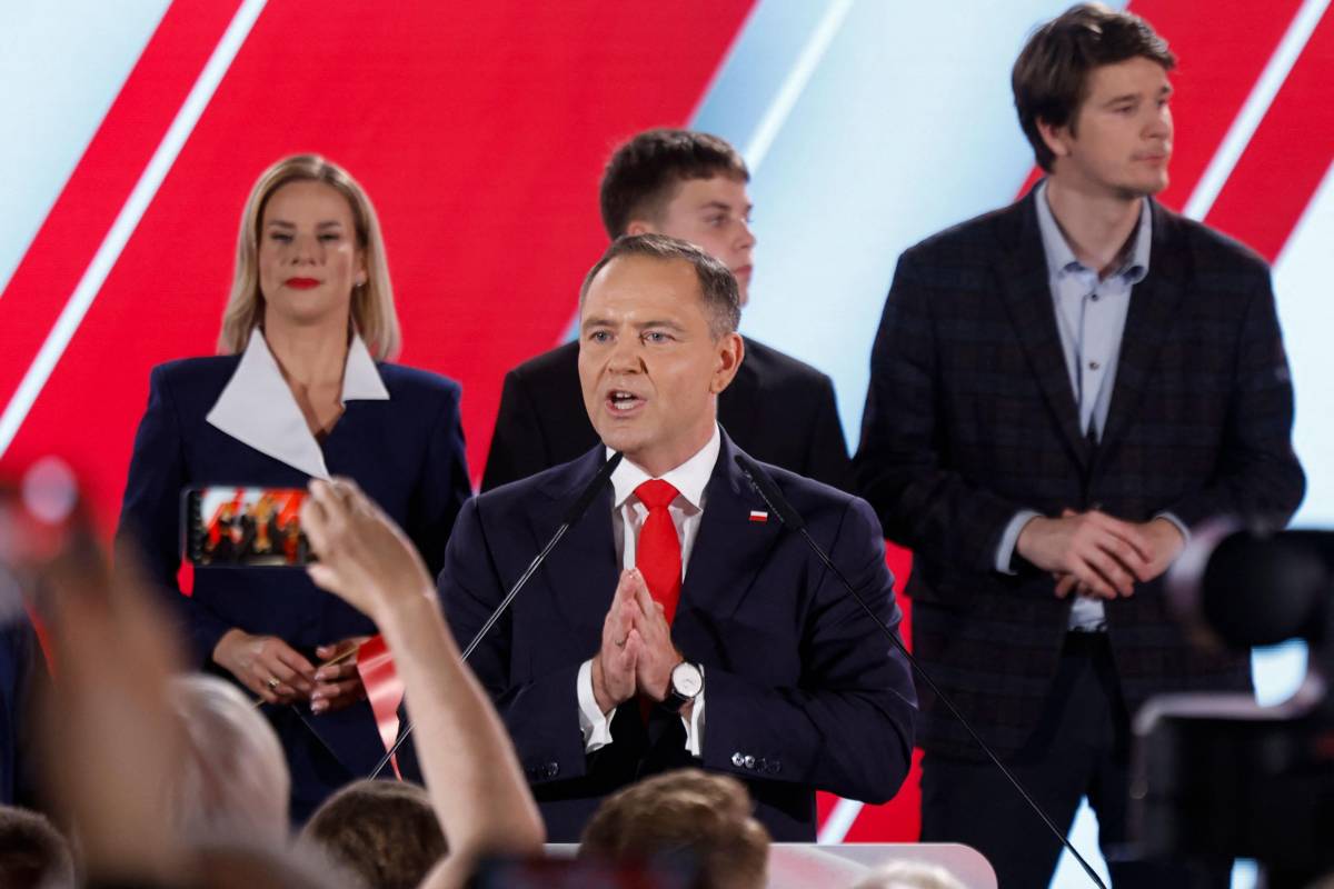 Nawrocki-Trzaskowski: Polonia con il fiato sospeso