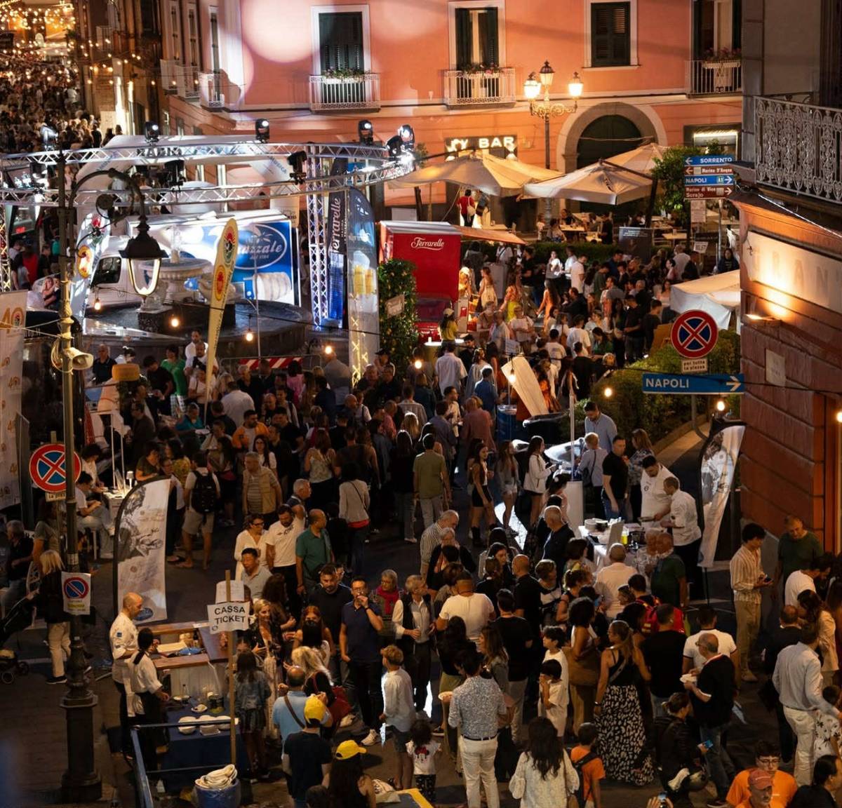 Festa a Vico, un momento dell'edizione 2024