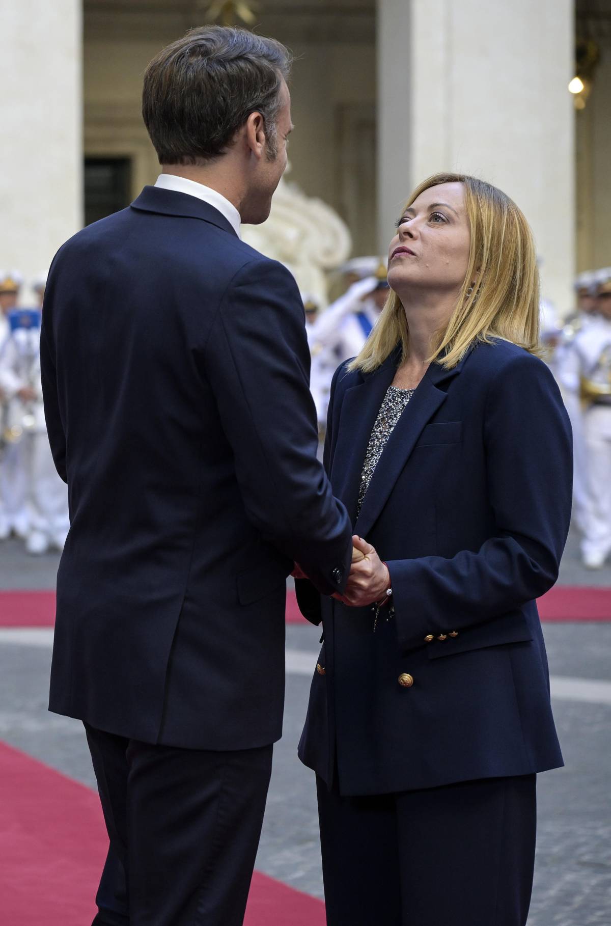 Oltre tre ore di bilaterale tra Meloni e Macron per una tregua necessaria. Sostegno sull'Ucraina e impegno per la Difesa Ue