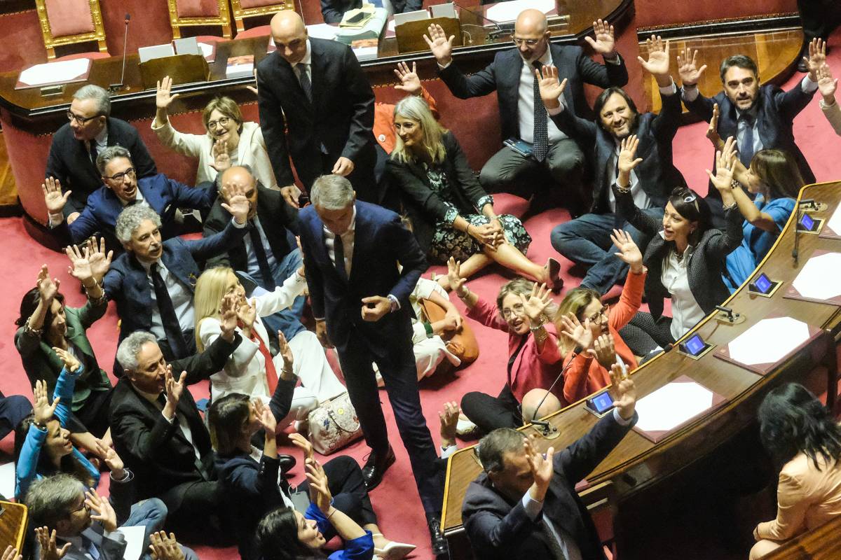 Dl Sicurezza, la verità dietro questa foto e la ricerca del buonsenso