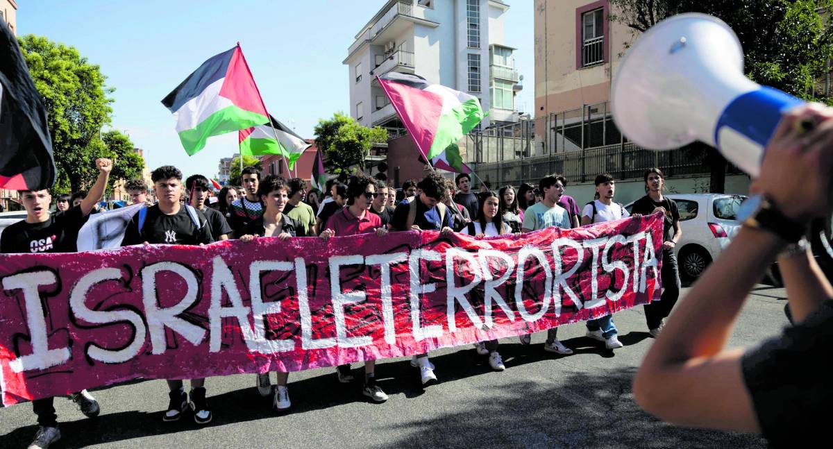 Due popoli per una sola opposizione: piazze separate su Israele e Palestina