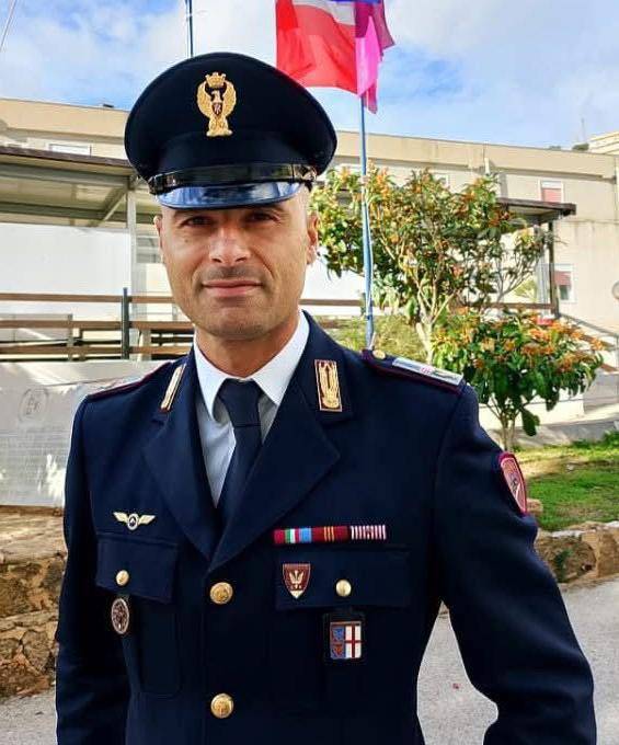 L'eroe silenzioso che salva un giovane dal suicidio. Meloni: "Grazie, Marco"