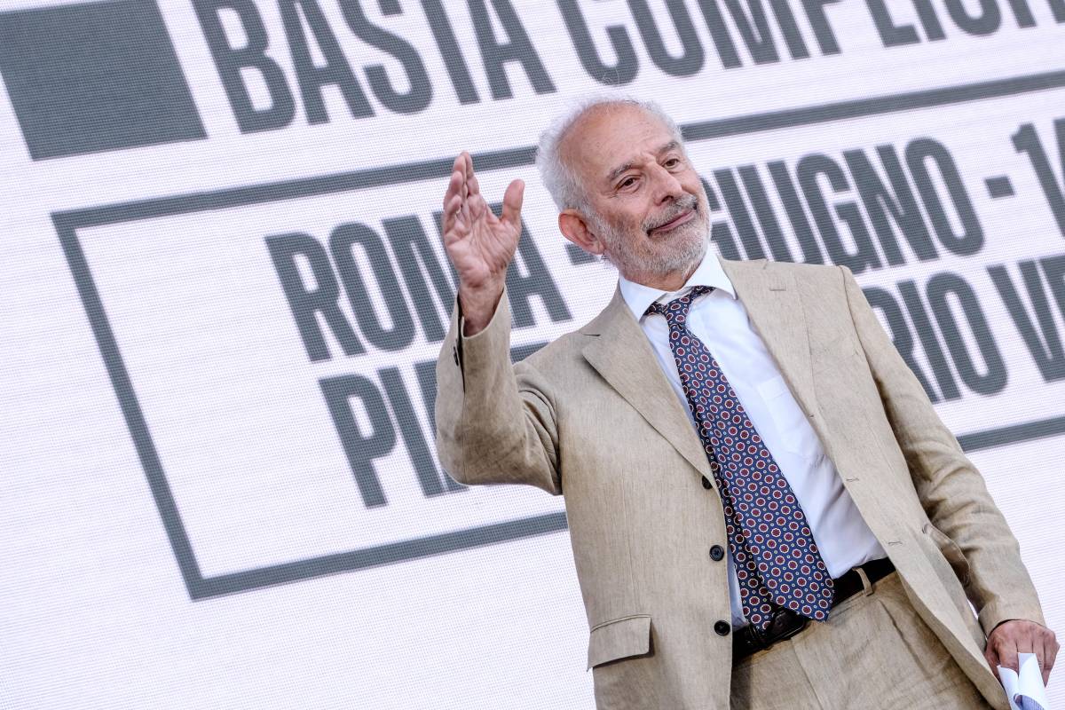 Gad Lerner fischiato sul palco della manifestazione pro-Gaza