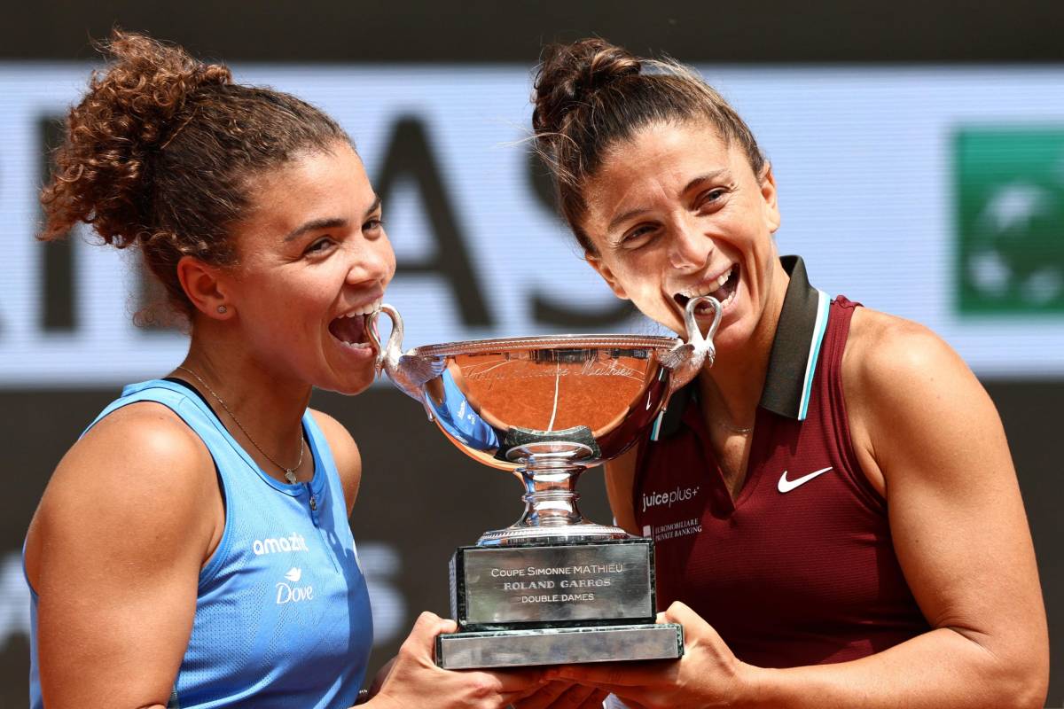 Roland Garros, Sara Errani e Jasmine Paolini campionesse: la coppia d'oro vince in tre set