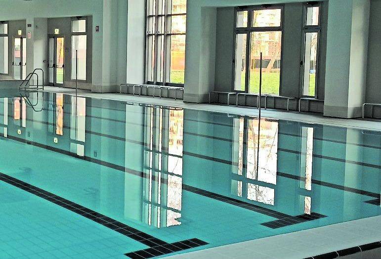 Chiusa pure la piscina Cambini Fossati. "Grosso guasto, corsi invernali a rischio"