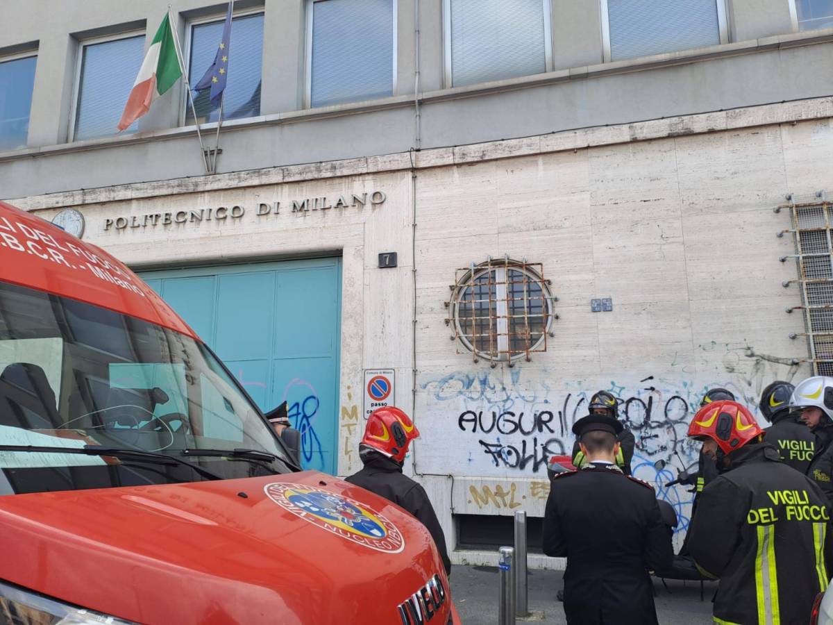 Paura al Politecnico di Milano: laboratorio di chimica evacuato per rischio esplosione