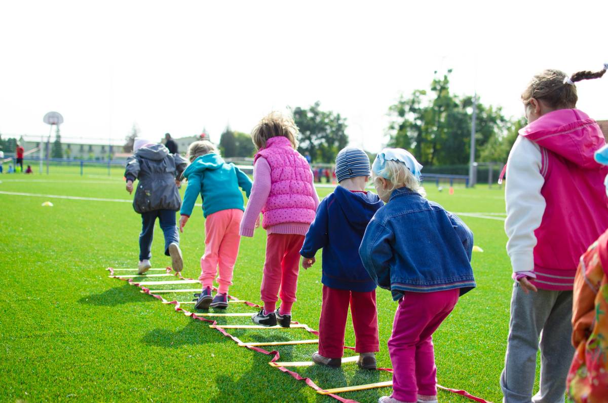 Osteoporosi, attività fisica e alimentazione sin da piccoli: così si può prevenire secondo l'esperto