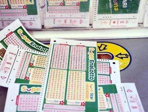 SuperEnalotto, è un pensionato il vincitore del jackpot da 35,4 milioni