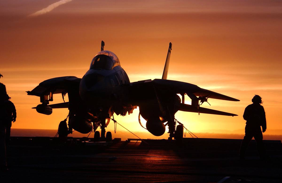 Gli F-14 Tomcat sono davvero un ricordo: così termina l'era di "Top Gun"