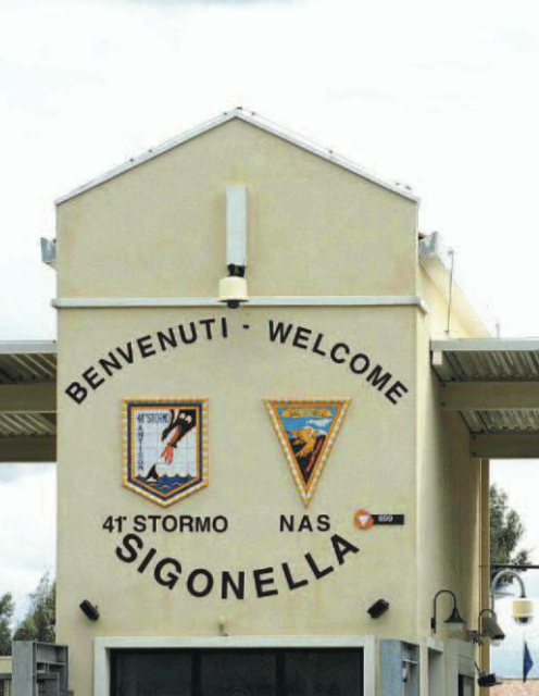https://img.ilgcdn.com/sites/default/files/styles/xl/public/foto/2025/06/23/1750678103-sigonella-airport-sicily.png?_=1750678103