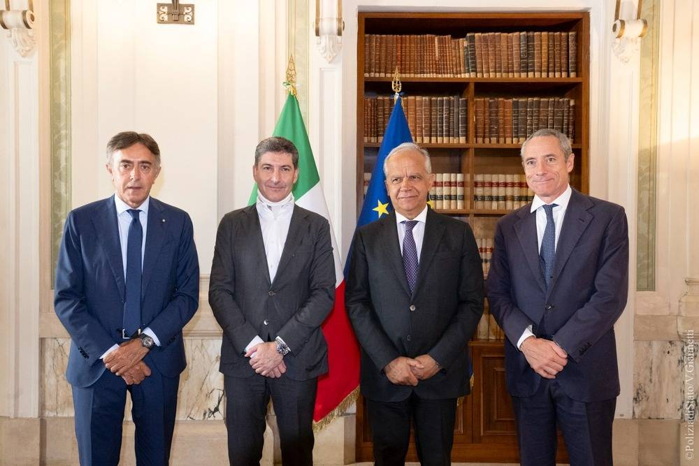 Cybersicurezza dei servizi pubblici: nuovo accordo tra Poste Italiane e Polizia di Stato