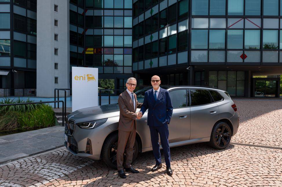 Biocarburanti e mobilità elettrica, nasce l’asse Bmw Italia - Eni