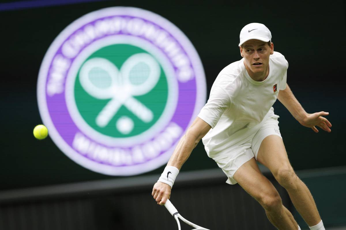 Wimbledon, sorteggiati i tabelloni: Sinner contro Nardi, subito derby italiano
