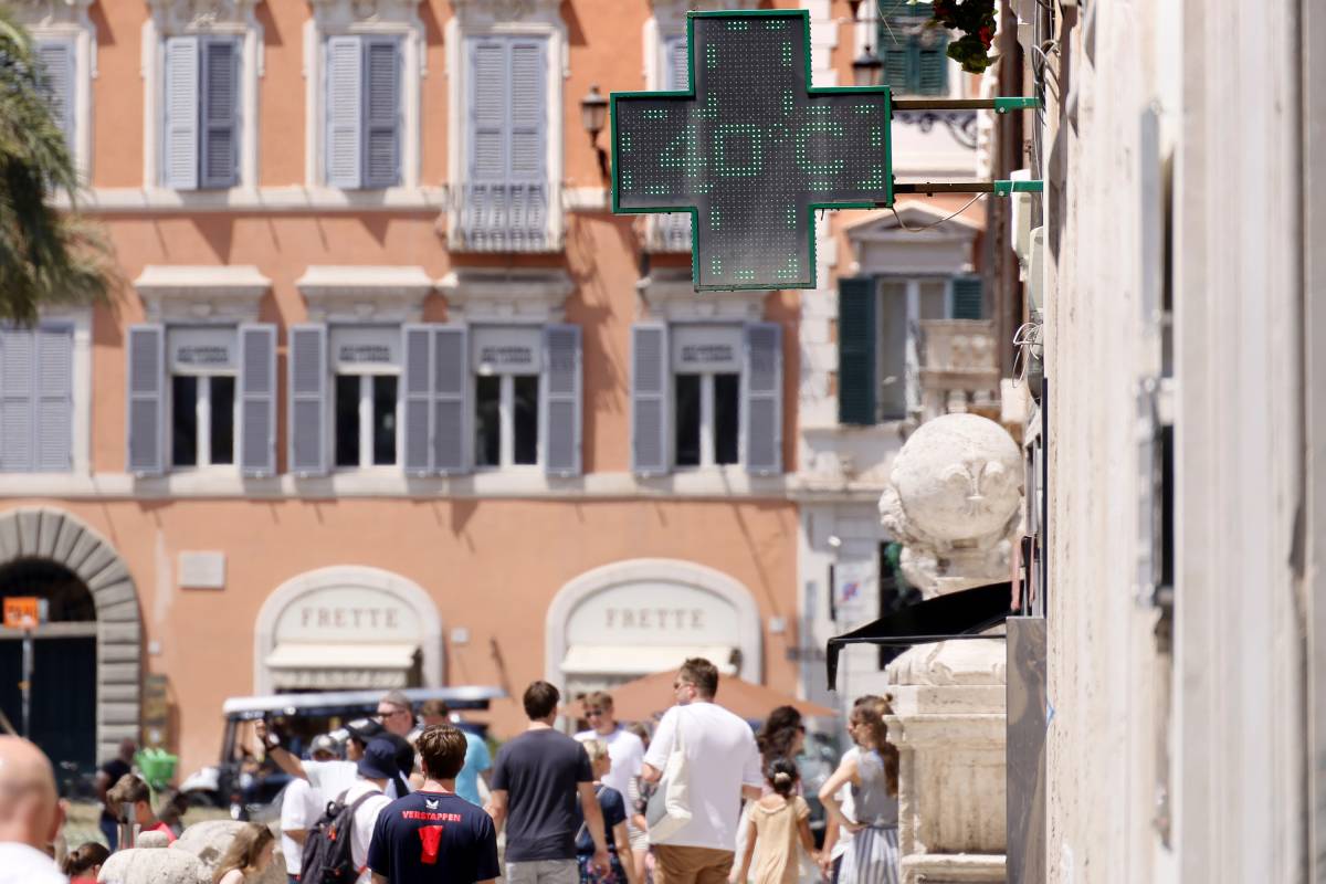 Italia nella morsa di Pluto: città da bollino rosso e picchi di 40 gradi. E il peggio deve ancora arrivare