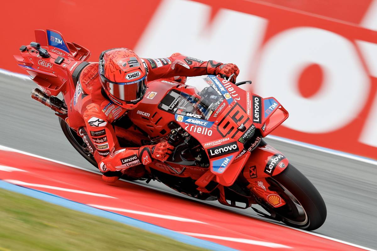 MotoGP, Marc Marquez vince la Sprint Race ad Assen e allunga in classifica. Delude Bagnaia