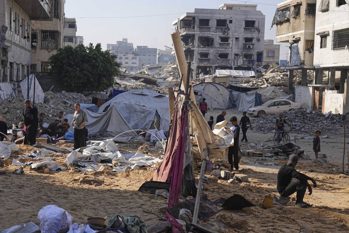 Trump in pressing per la tregua a Gaza, ma Hamas frena: "Condizioni impossibili"