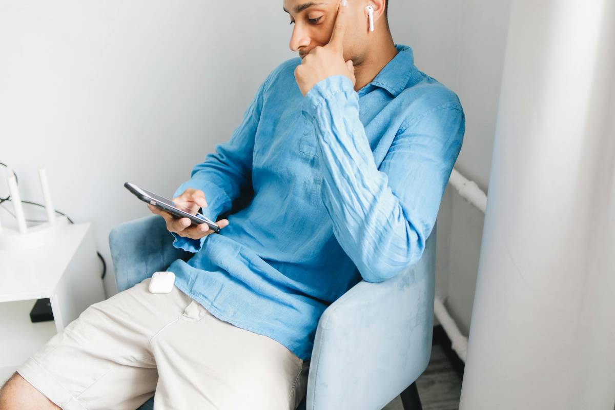 Auricolari Bluetooth, attenzione a questi modelli: così spiano le tue conversazioni