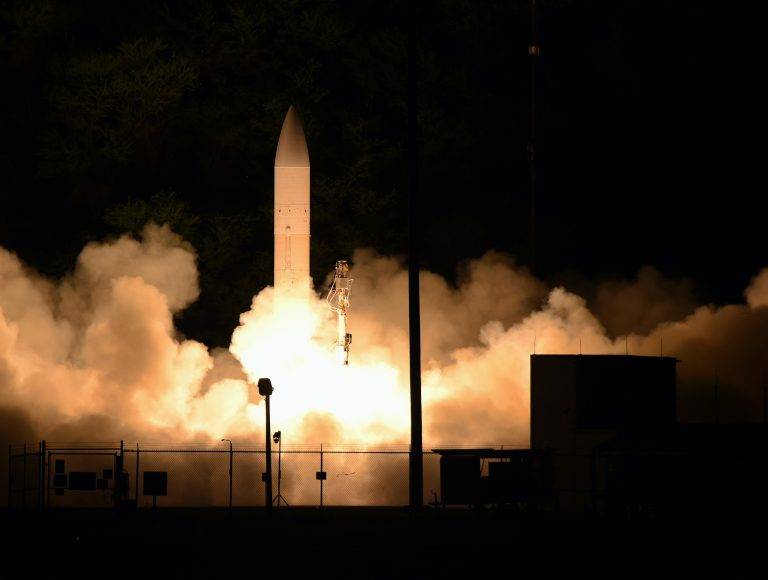 Blackbeard, il missile ipersonico del futuro: così gli Usa preparano la guerra a medio raggio