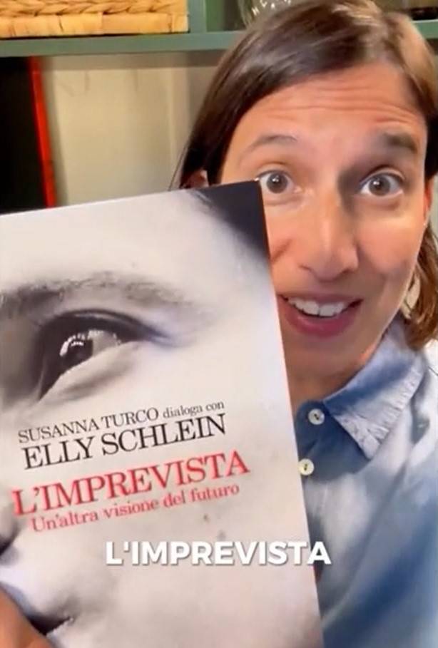 Elly Schlein, il flop editoriale del libro della segretaria dem