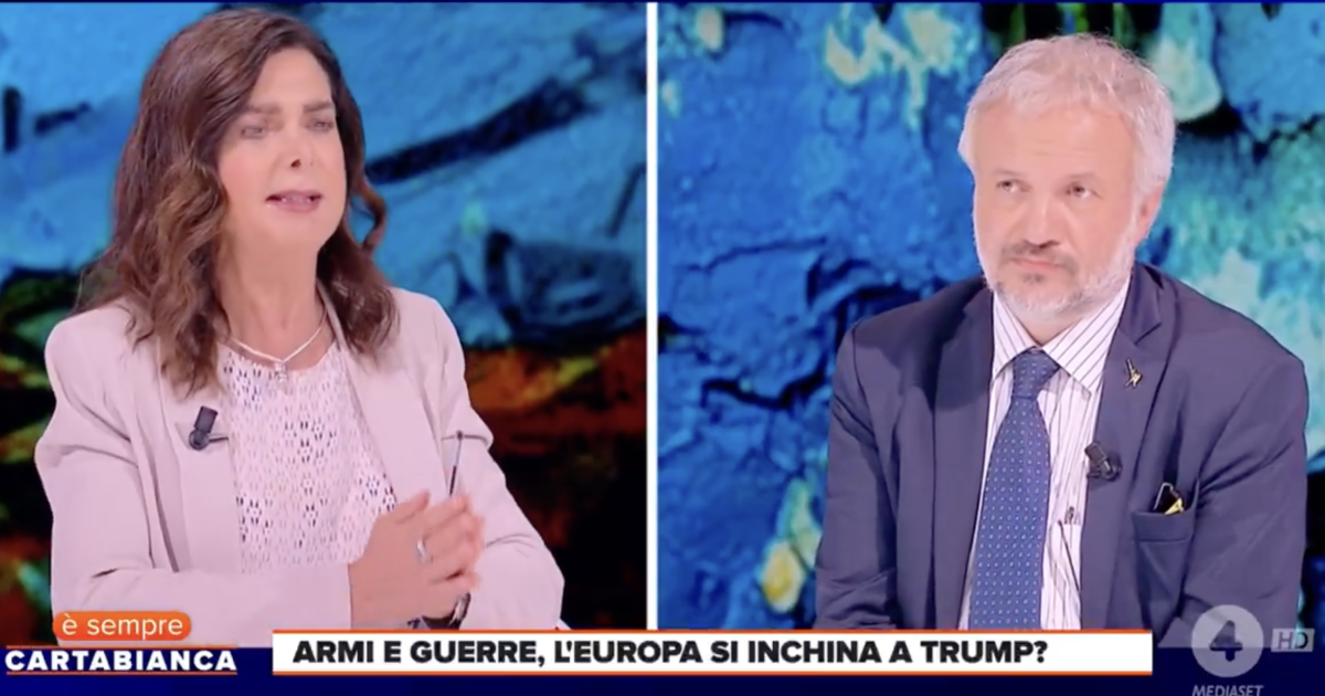 "Non fare la fenomena". Scontro di fuoco tra Borghi e Boldrini: i social gelano la dem 