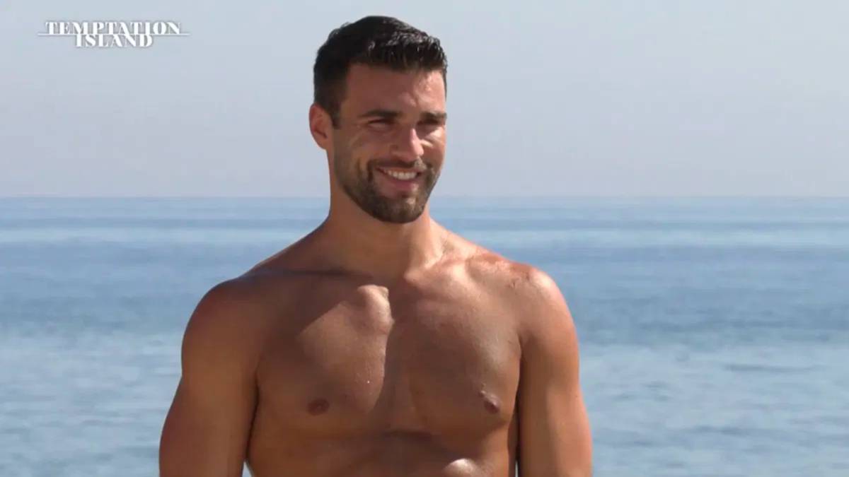 Temptation Island: chi è Flavio Ubirti, il tentatore più votato (che ha già puntato Denise)  