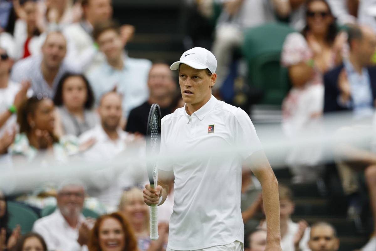 Wimbledon, Sinner domina Martinez: vince in tre set e vola agli ottavi