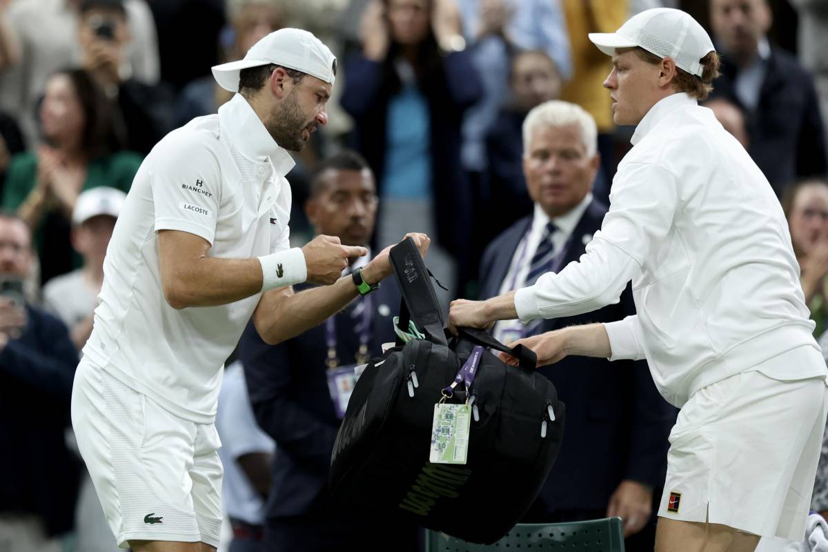 Wimbledon, Dimitrov choc: si ritira per un infortunio al pettorale, Sinner avanza ai quarti