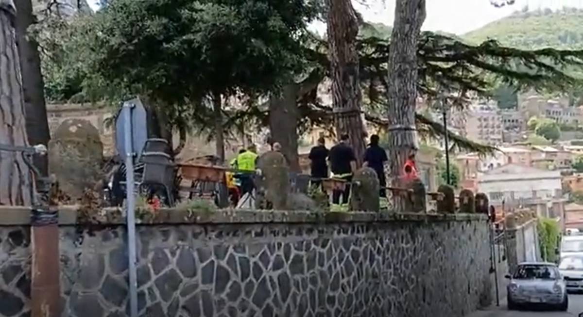 Roma, 61enne uccide un uomo per vendetta: "Hai ucciso mio figlio". Choc a Rocca di Papa