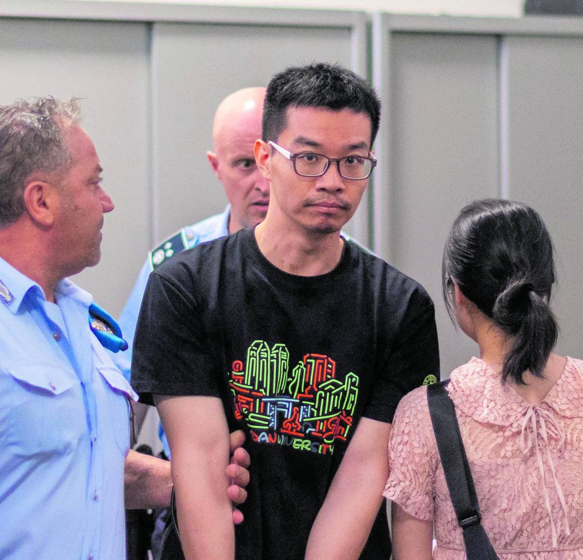 Il cinese arrestato come spia. "Non sono io, c'è un errore"