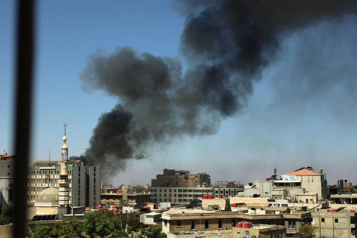 Israele bombarda la Siria: "Per difendere i drusi"