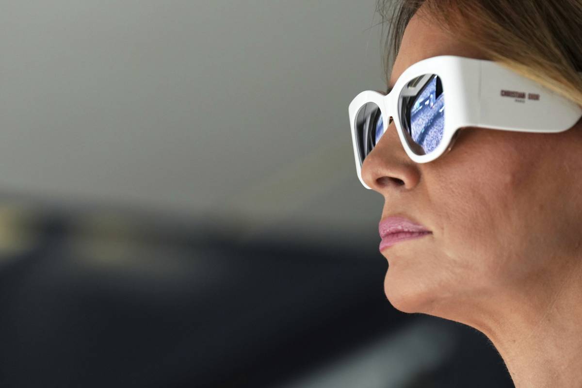 Il vento anti-Putin e il fattore Melania. La first lady diventa l’eroina di Kiev