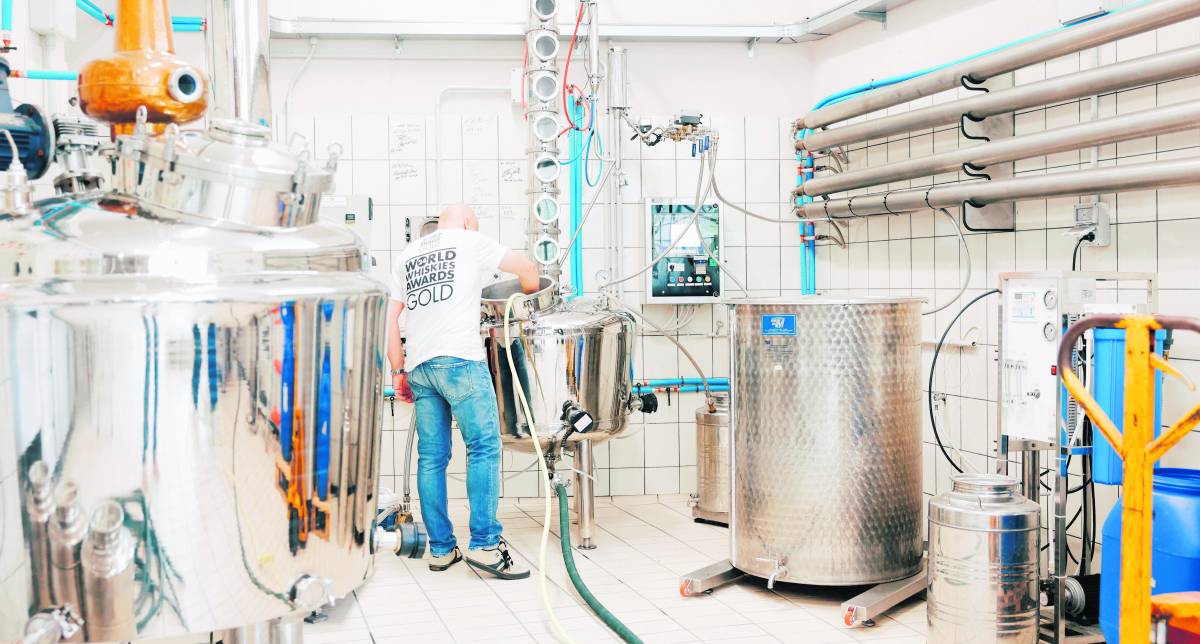 Da mugnai a distillatori. E la farina del loro sacco adesso diventa whisky