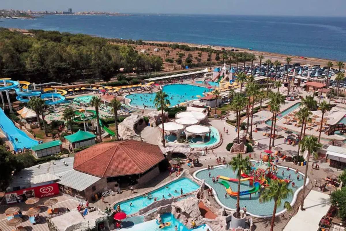 Gallipoli, tragedia in piscina: bimbo di 7 anni cade in acqua, è gravissimo