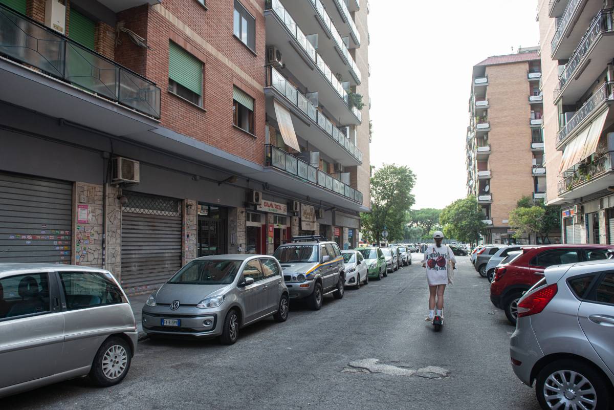 Via Avidio Cassio a Roma dove il medico chirurgo Carlo Bravi ha effettuato l’operazione in un appartamento