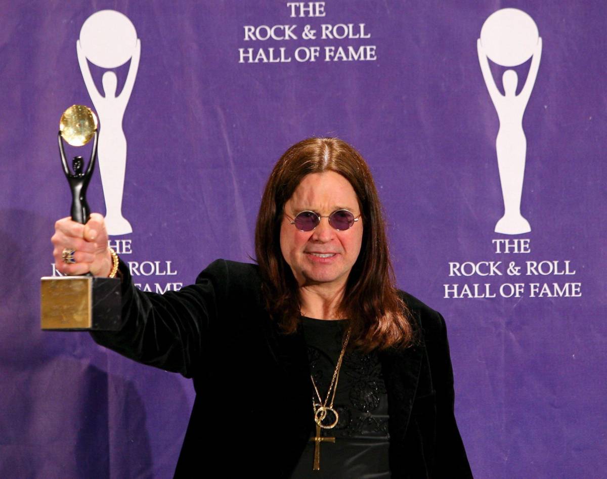 "Se n'è andato con dignità". Spunta un'ipotesi choc sulla morte di Ozzy Osbourne