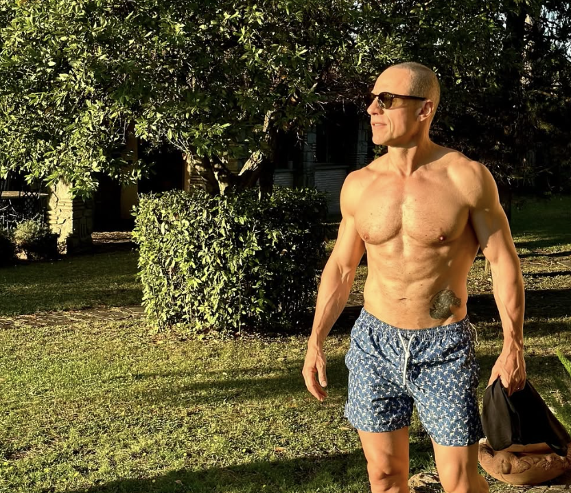Trainer, meditazione e ginnastica all’alba. Ora Accorsi è d’acciaio