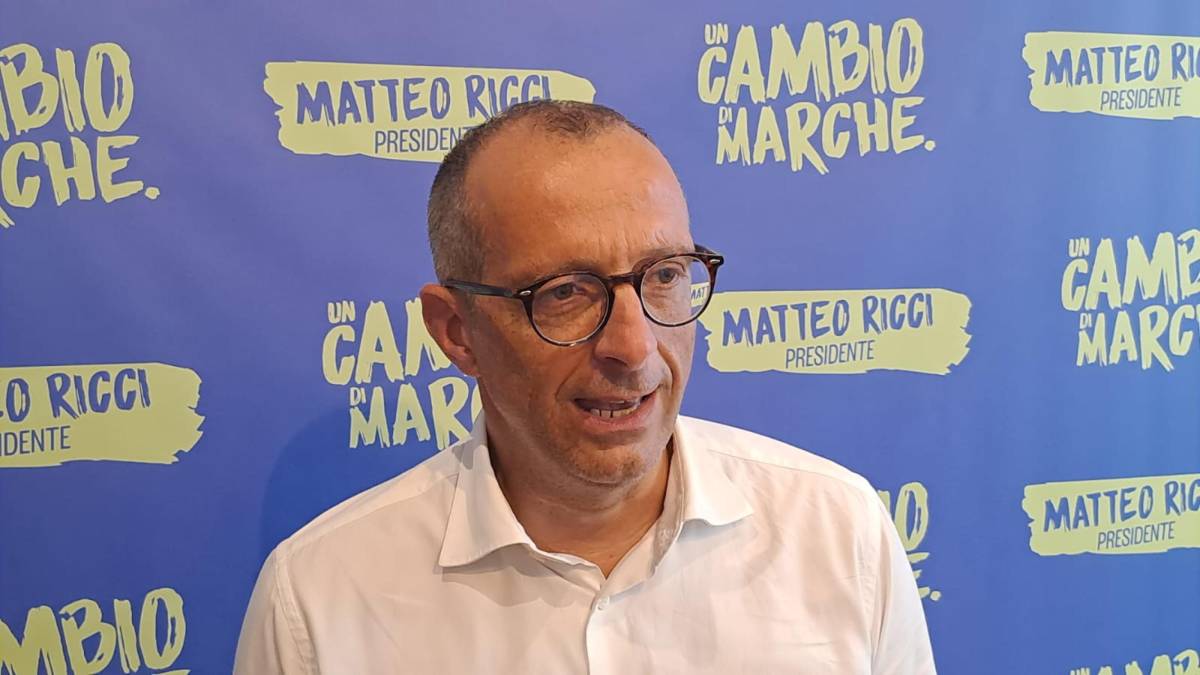 Ricci sfida i grillini: "Non accetto lezioni di onestà"