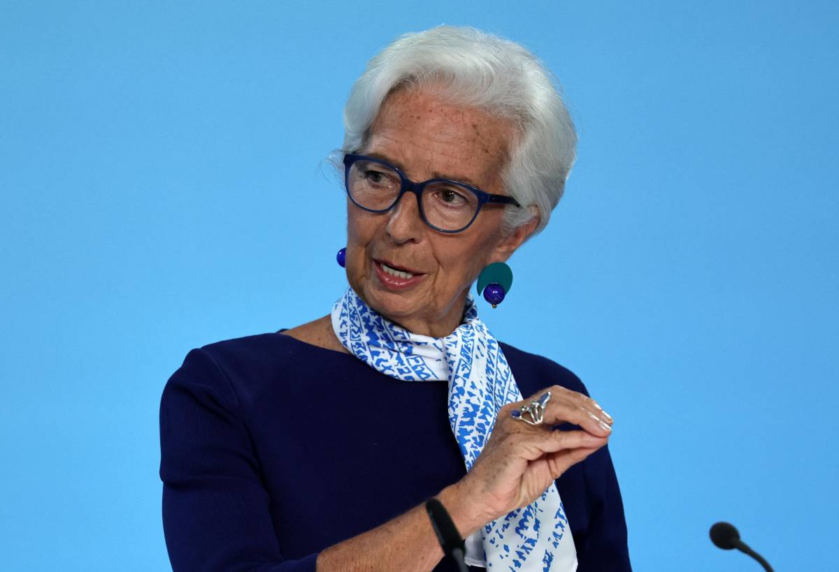 La Bce congela i tassi e Lagarde esclude nuovi tagli "automatici"