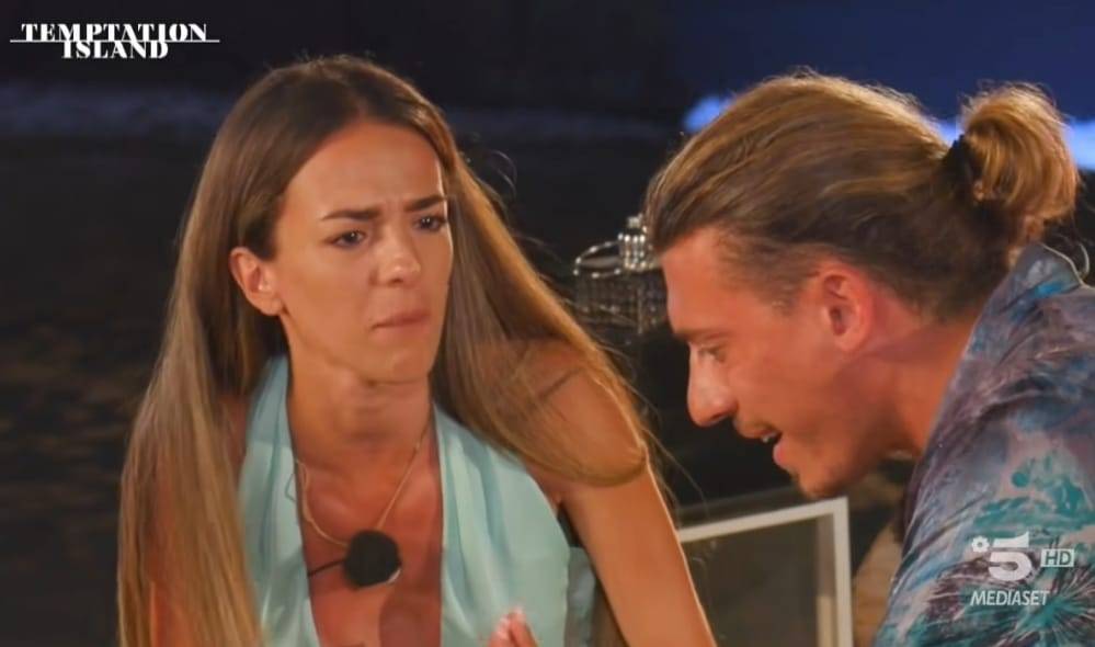 Temptation Island 2025, le pagelle: Simone e la giustificazione del secolo, Antonio e la Tribuna Posillipo 