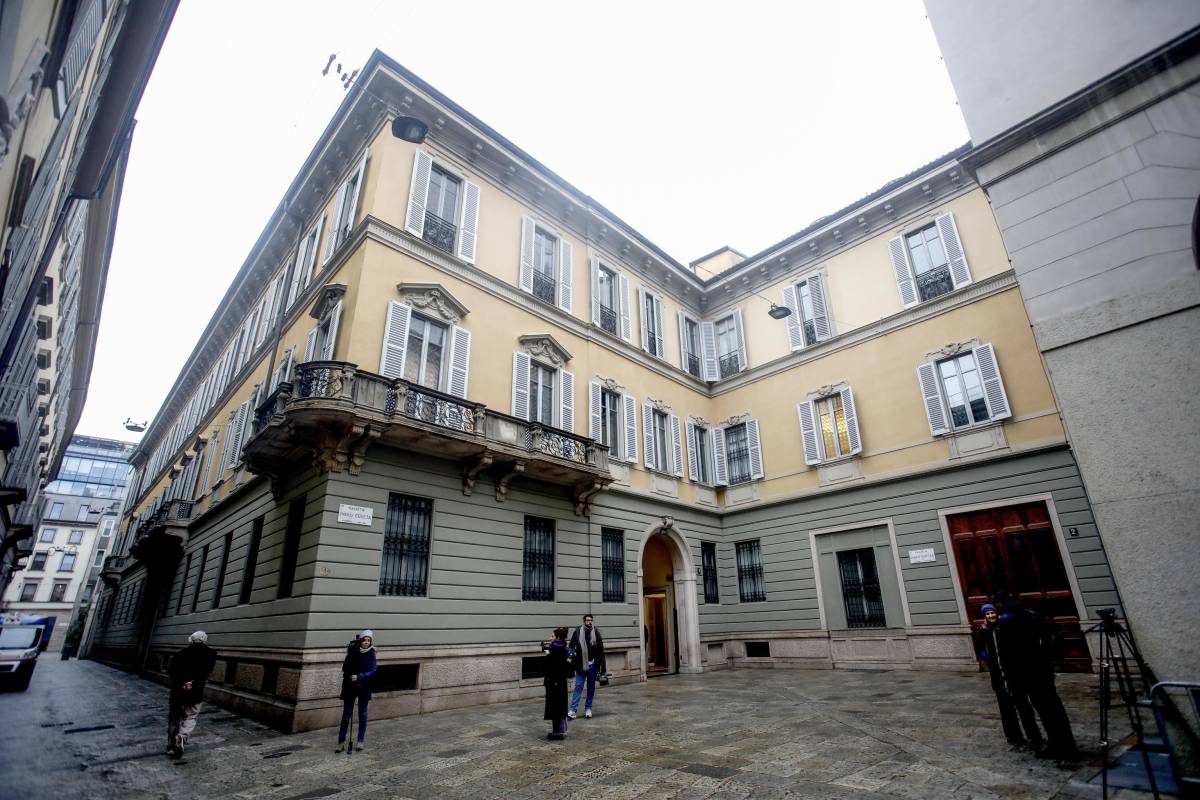 Mediobanca, manager all’incasso
