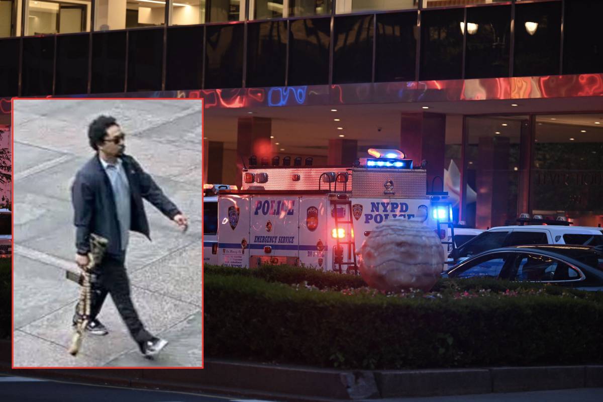 Sparatoria di massa a New York: uccide quattro persone a colpi di mitra, poi si toglie la vita