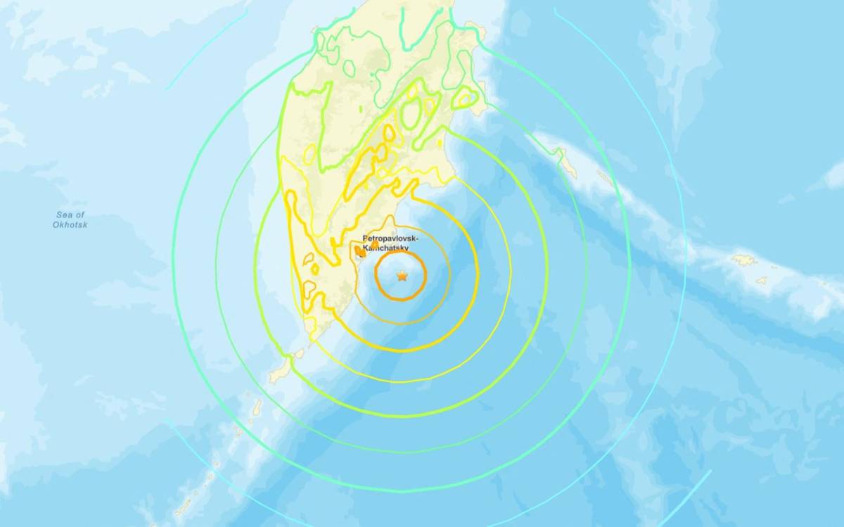 https://img.ilgcdn.com/sites/default/files/styles/xl/public/foto/2025/07/30/1753865771-kamchatka.jpg?_=1753865771