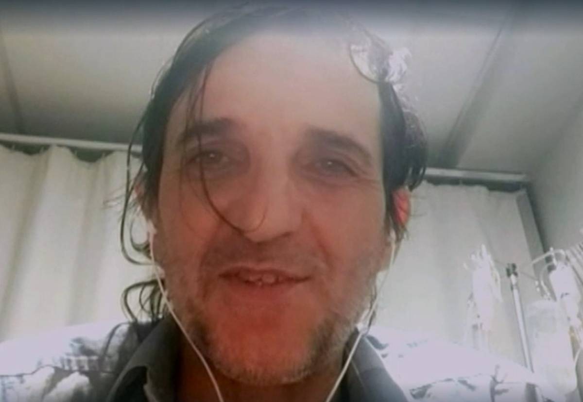 https://img.ilgcdn.com/sites/default/files/styles/xl/public/foto/2025/07/31/1753974014-skipper-italiano-papua-nuova-guinea.jpg?_=1753974014