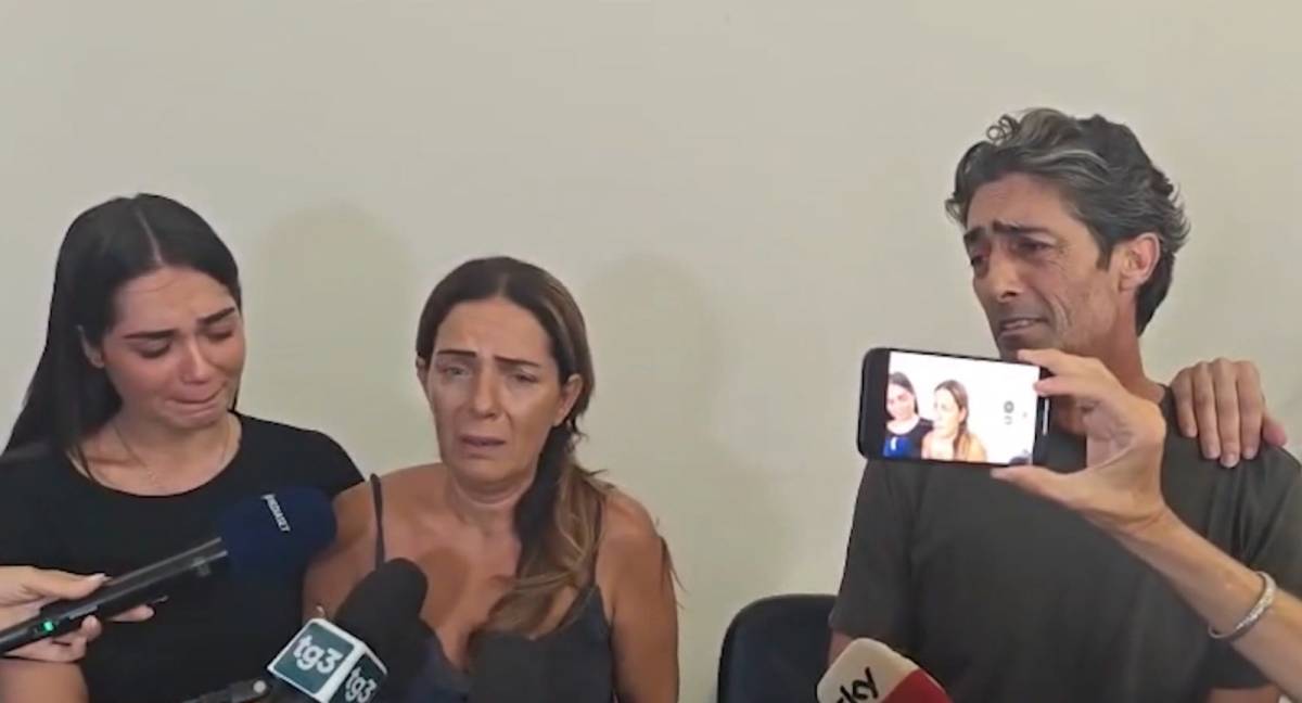 "Senza vestiti, solo le scarpe". I dubbi della famiglia sulla morte di Simona