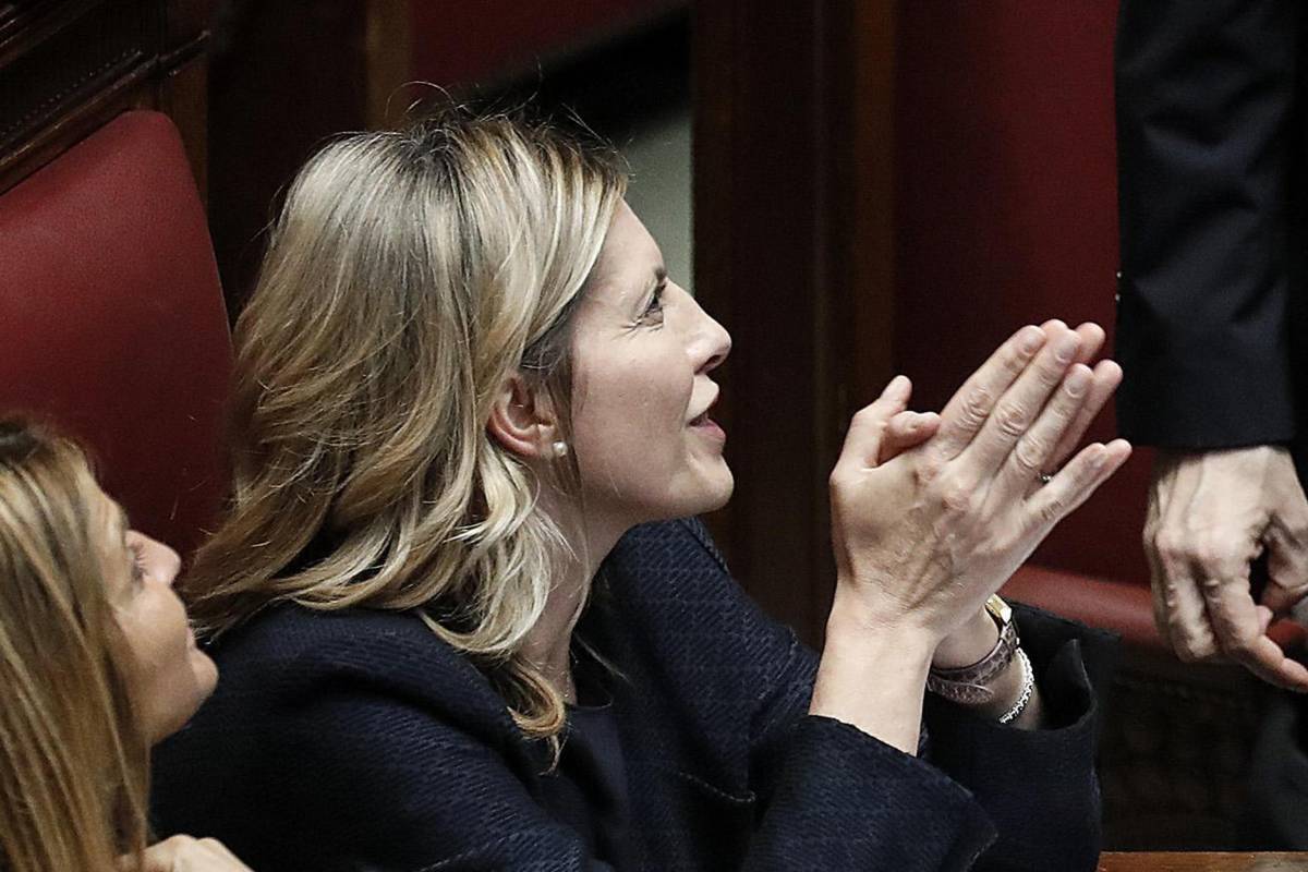 https://img.ilgcdn.com/sites/default/files/styles/xl/public/foto/2025/08/06/1754500148-bartolazzi.jpg?_=1754500148