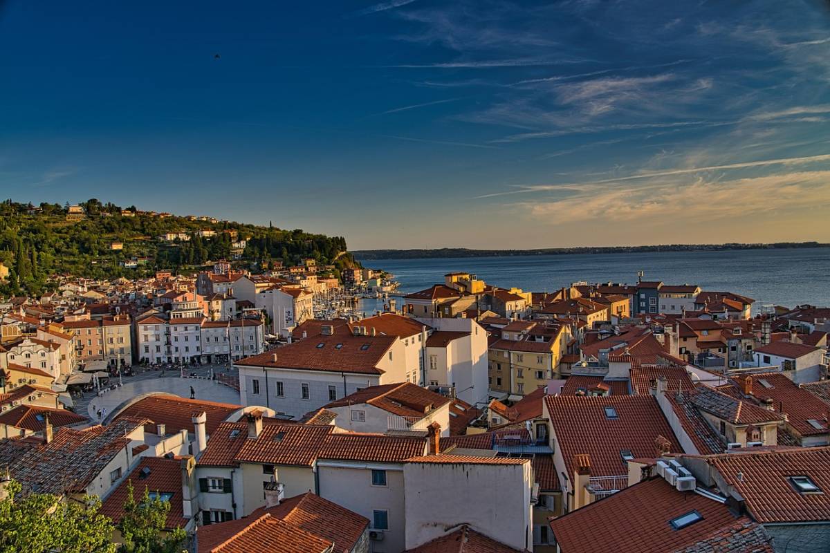 La Slovenia tra le mete turistiche più amate nel 2025: 7 spiagge meravigliose da visitare