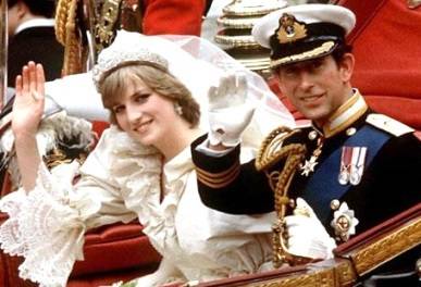 Decifrato il labiale del matrimonio: ecco cosa Carlo disse a Diana nel giorno del "sì"