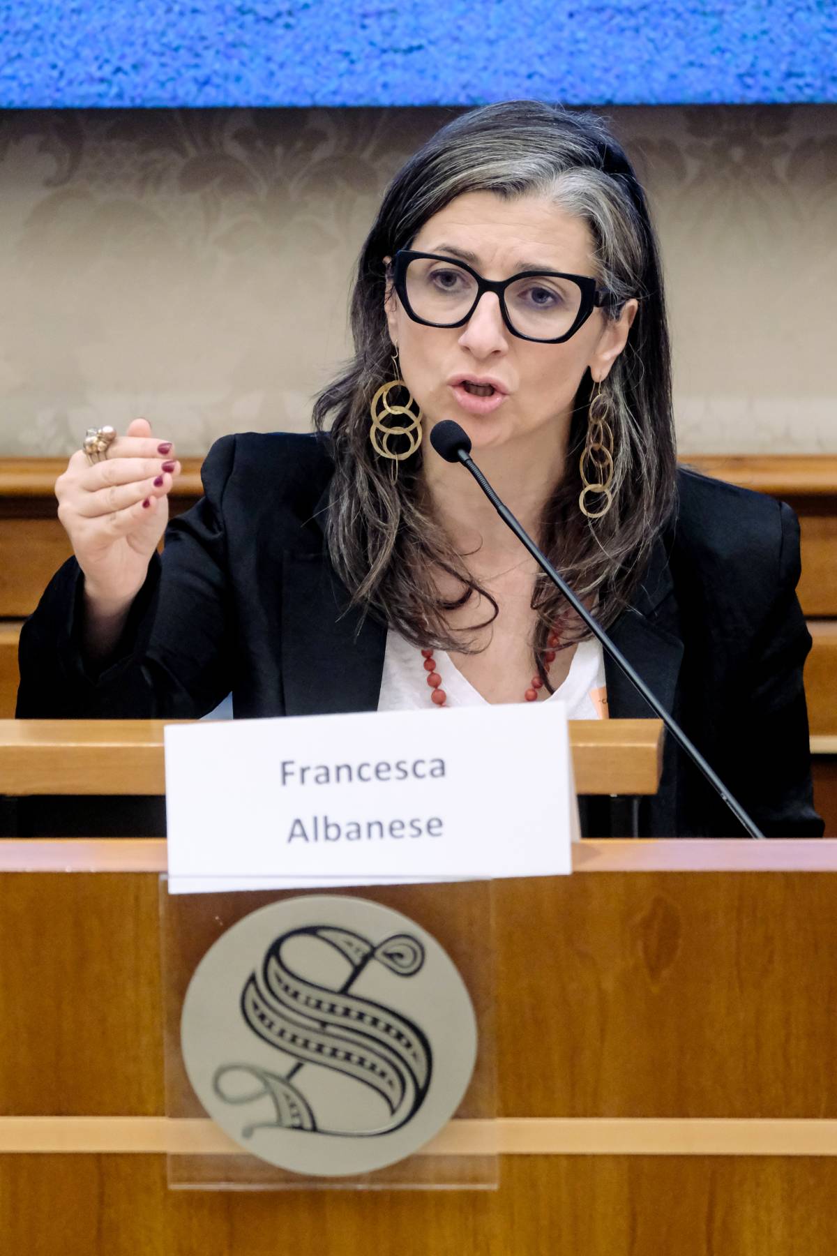 La nuova moda pro Pal a sinistra: l'Albanese cittadina onoraria