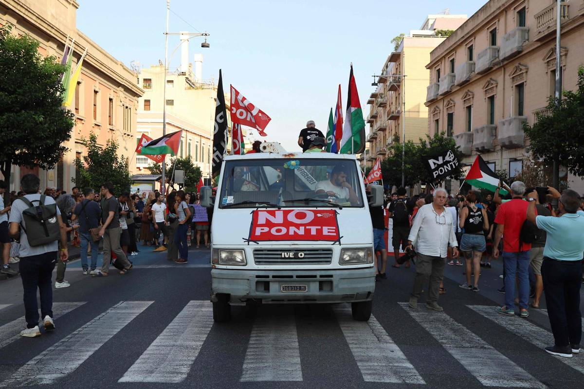 "Così fermeremo il cantiere". I "No Ponte" già pronti al sabotaggio