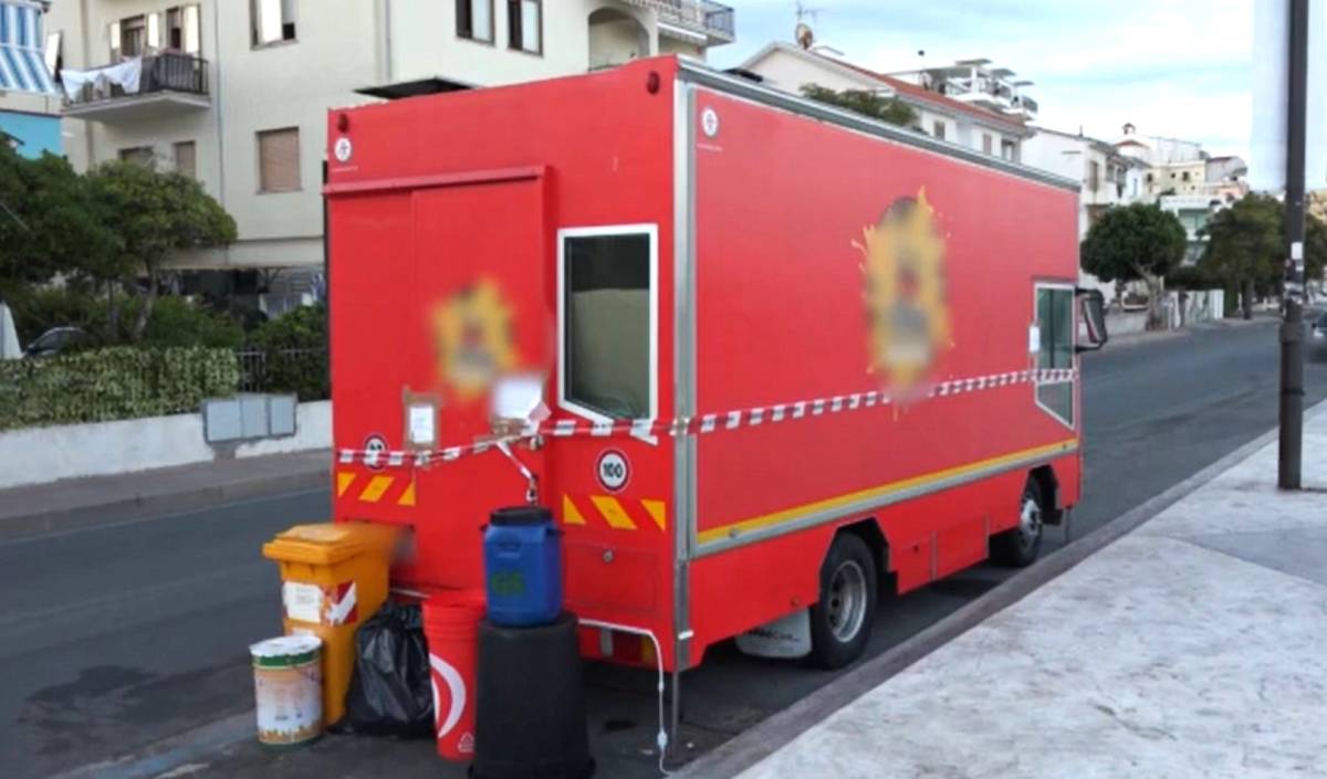 "Sul food truck più alimenti con botulino". Richiamati 4 lotti di Friarielli alla napoletana, gli indagati salgono a 10